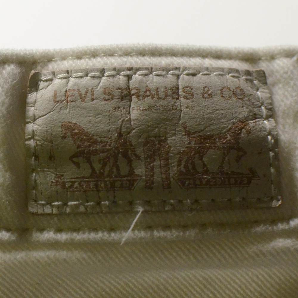 Levi's Shorts - Picture 4 of 4